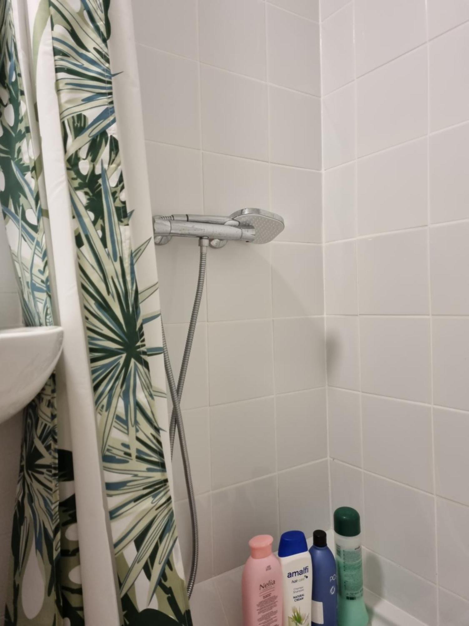 פואנגירולה Comfortable One Bedroom Apartment מראה חיצוני תמונה